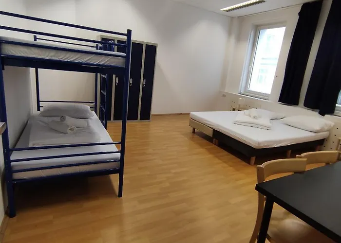 City Hotel 3*